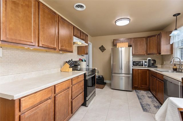 2211 Yellowstone Avenue, Billings, MT 59102