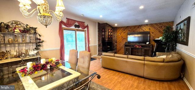 45 EASTMONT LN, Sicklerville, NJ 08081