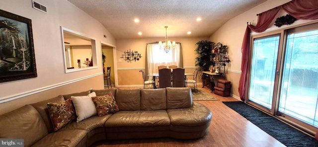 45 EASTMONT LN, Sicklerville, NJ 08081