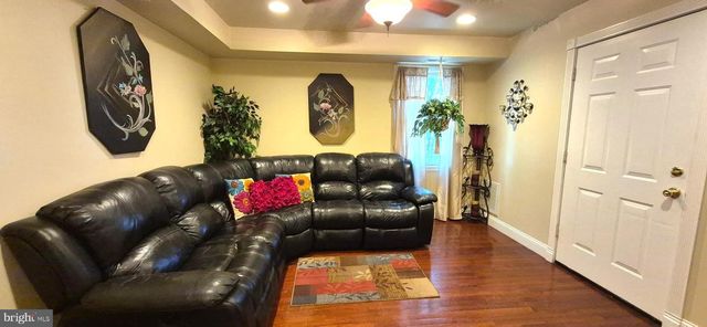 45 EASTMONT LN, Sicklerville, NJ 08081