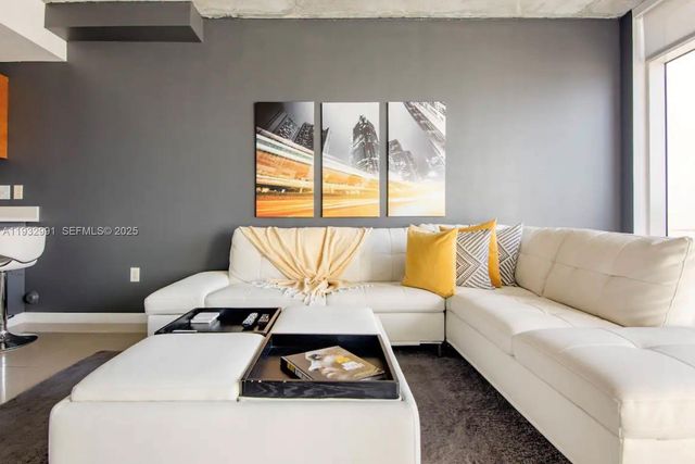 3250 NE 1st Ave 1108, Miami, FL 33137