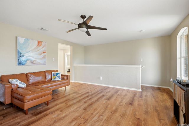 21211 Leslie Carson, San Antonio, TX 78258