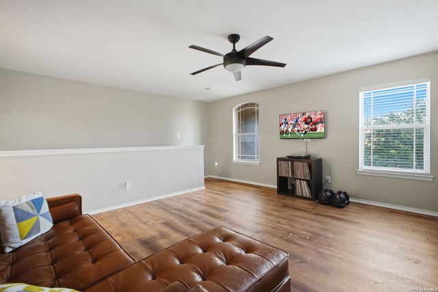 21211 Leslie Carson, San Antonio, TX 78258