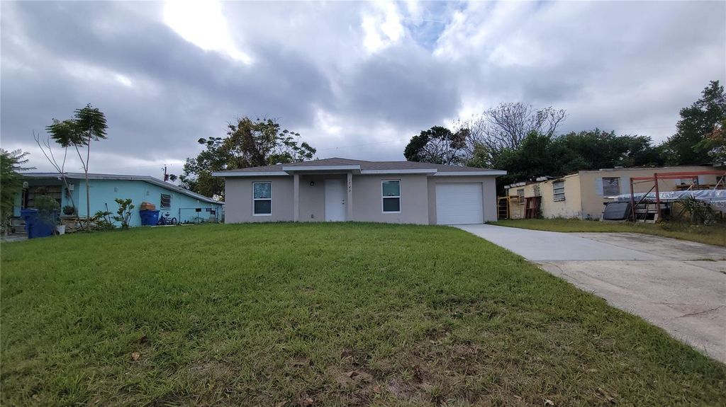 Image 21 of property listing at 1723 TALLAHASSEE DRIVE, Daytona Beach, FL 32117
