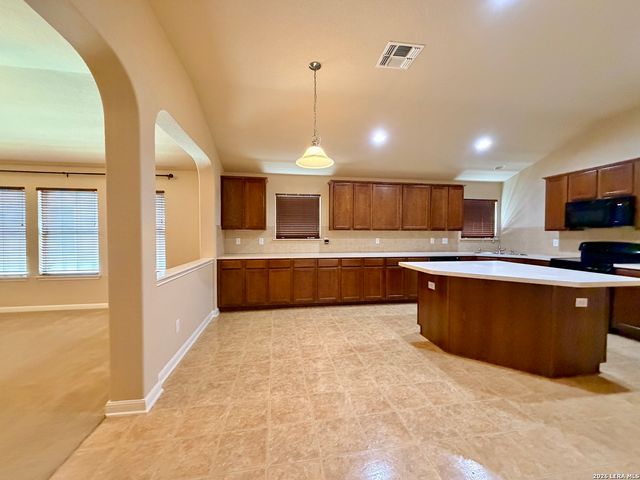 11727 Autumndale, San Antonio, TX 78254