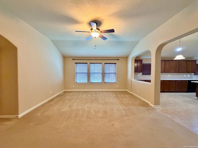 11727 Autumndale, San Antonio, TX 78254