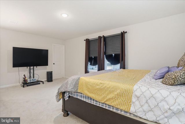 76 DIVING SCAUP RD, Hedgesville, WV 25427
