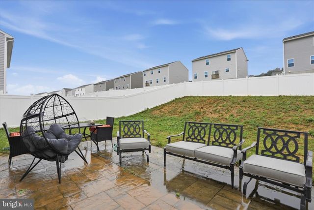 76 DIVING SCAUP RD, Hedgesville, WV 25427
