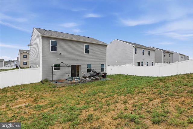 76 DIVING SCAUP RD, Hedgesville, WV 25427