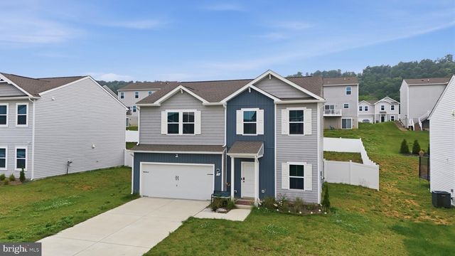 76 DIVING SCAUP RD, Hedgesville, WV 25427