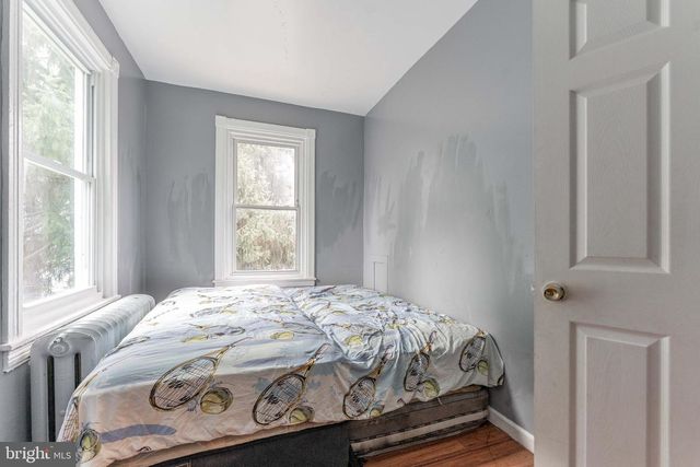 36 E WASHINGTON AVE, Clifton Heights, PA 19018