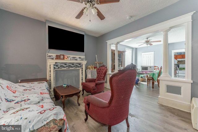 36 E WASHINGTON AVE, Clifton Heights, PA 19018