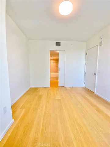 877 Francisco Street 1828, Los Angeles, CA 90017