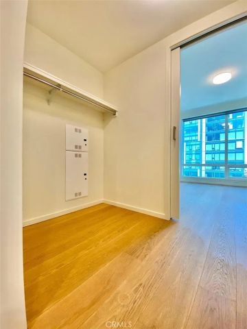 877 Francisco Street 1828, Los Angeles, CA 90017