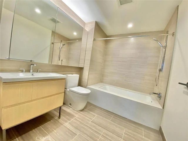 877 Francisco Street 1828, Los Angeles, CA 90017