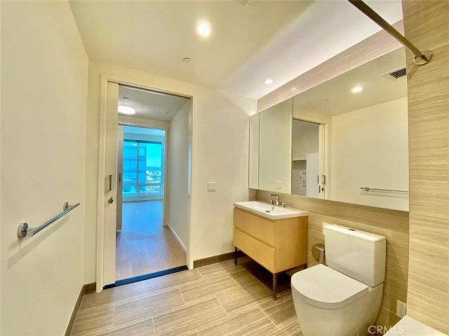 877 Francisco Street 1828, Los Angeles, CA 90017