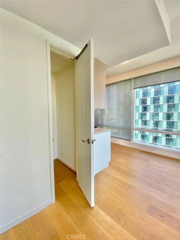 877 Francisco Street 1828, Los Angeles, CA 90017