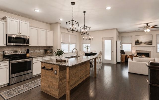 6013 Lori Anne Dr, Spring Hill, TN 37174