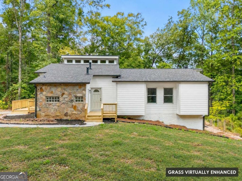 98 Kettlewood Drive SW, Lilburn, GA 30047 — exterior