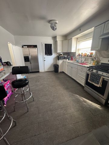 8259 S Marshfield Avenue, Chicago, IL 60620