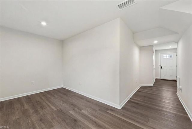 15 Clara CT, Suffolk, VA 23432