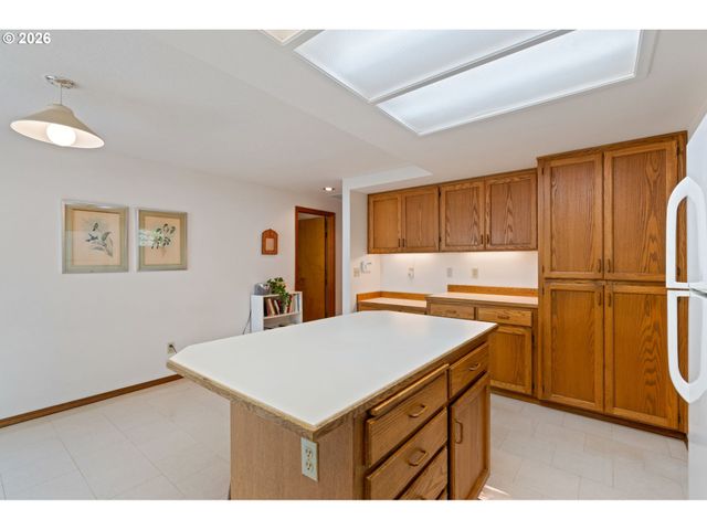 2381 Ne 149TH Ave, Portland, OR 97230