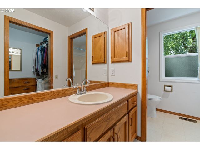 2381 Ne 149TH Ave, Portland, OR 97230