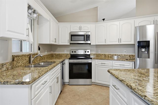 5450 NW 25TH LOOP, Ocala, FL 34482