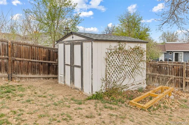 2644 S Norfolk Street, Aurora, CO 80013