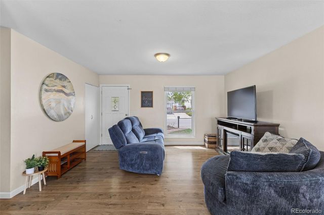 2644 S Norfolk Street, Aurora, CO 80013