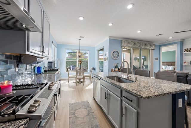 11392 SW Carlisle Crossing Avenue, Port St Lucie, FL 34987