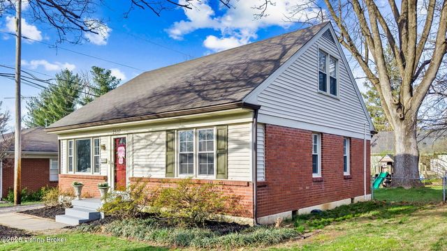 2507 Clearbrook Dr, Louisville, KY 40220