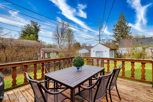 2507 Clearbrook Dr, Louisville, KY 40220