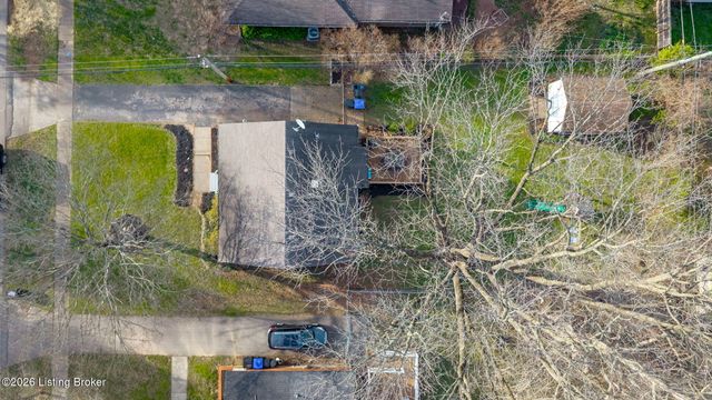 2507 Clearbrook Dr, Louisville, KY 40220