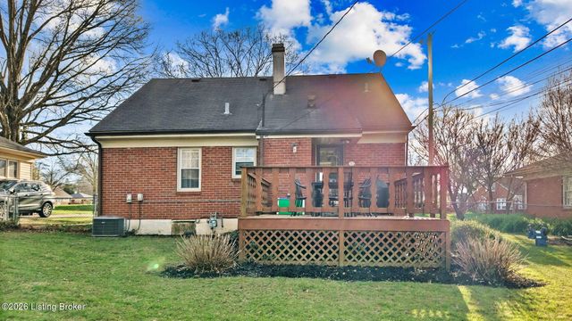 2507 Clearbrook Dr, Louisville, KY 40220