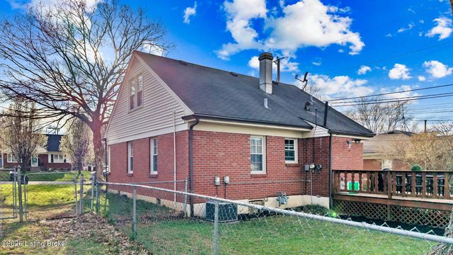 2507 Clearbrook Dr, Louisville, KY 40220