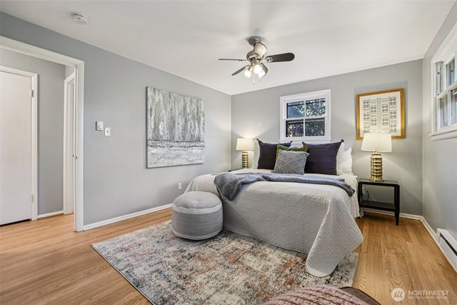 10219 15th Avenue NE, Seattle, WA 98125