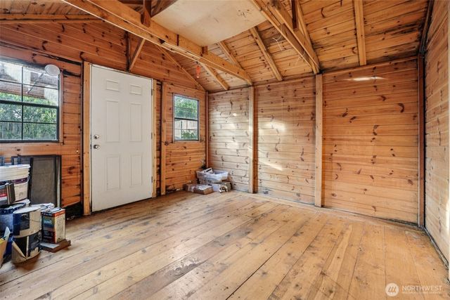 10219 15th Avenue NE, Seattle, WA 98125