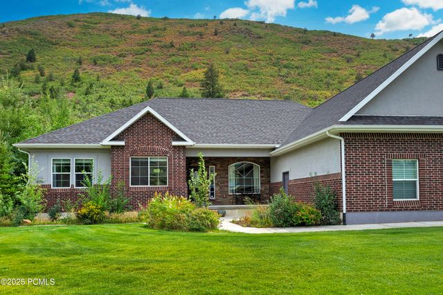 870 E 350 South, Kamas, UT 84036