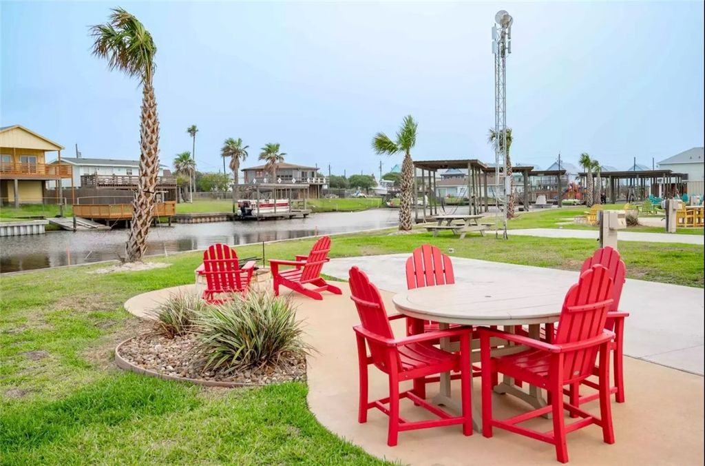 101 Caribbean Dr Unit #6, Corpus Christi, TX 78418 — photo 2