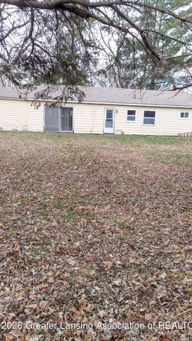 2021 Adelpha Avenue, Holt, MI 48842