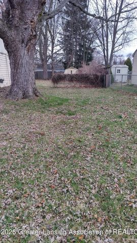 2021 Adelpha Avenue, Holt, MI 48842