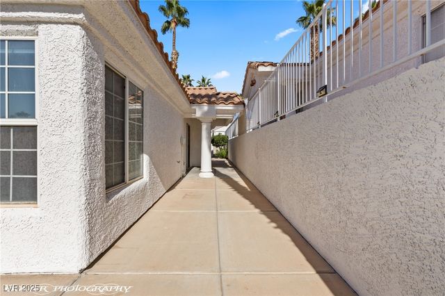 726 Mesa Springs Drive, Mesquite, NV 89027