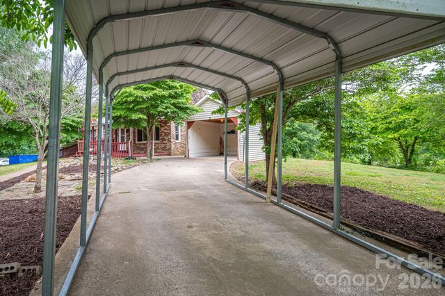 943 Stony Point Road, Kings Mountain, NC 28086