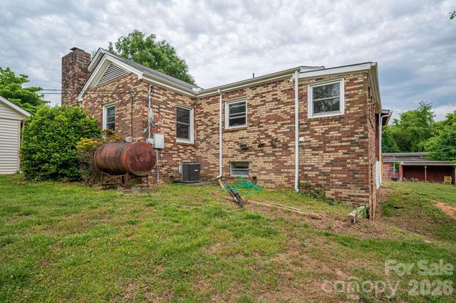 943 Stony Point Road, Kings Mountain, NC 28086