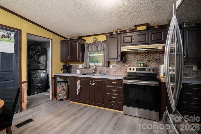 943 Stony Point Road, Kings Mountain, NC 28086