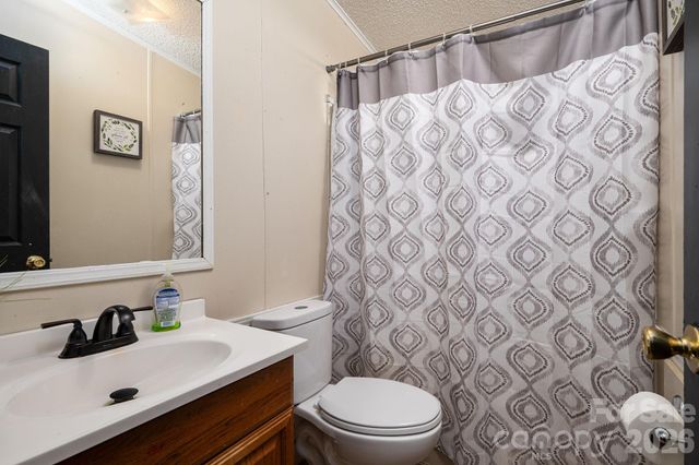 943 Stony Point Road, Kings Mountain, NC 28086
