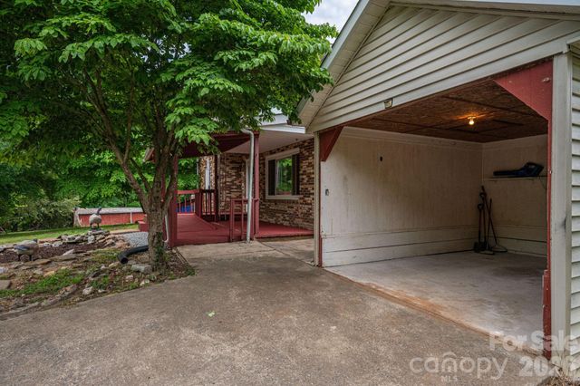 943 Stony Point Road, Kings Mountain, NC 28086