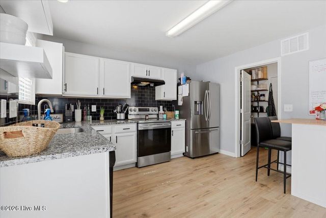 6901 Pebble Brook Way, Rocky Mount, NC 27804
