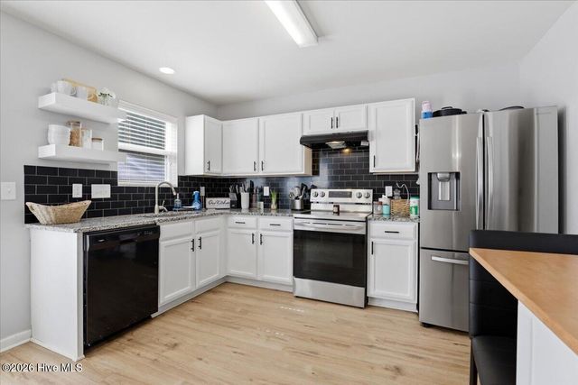 6901 Pebble Brook Way, Rocky Mount, NC 27804